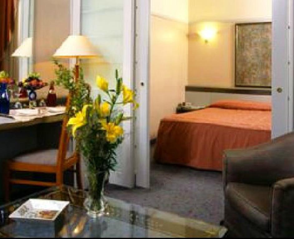 Hotel Dello Stretto Messina Exterior foto